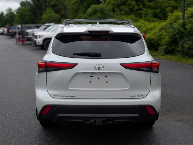 Vehicle image 6 of 47
