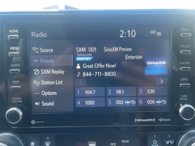 Vehicle image 20 of 28
