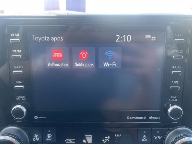 Vehicle image 18 of 28