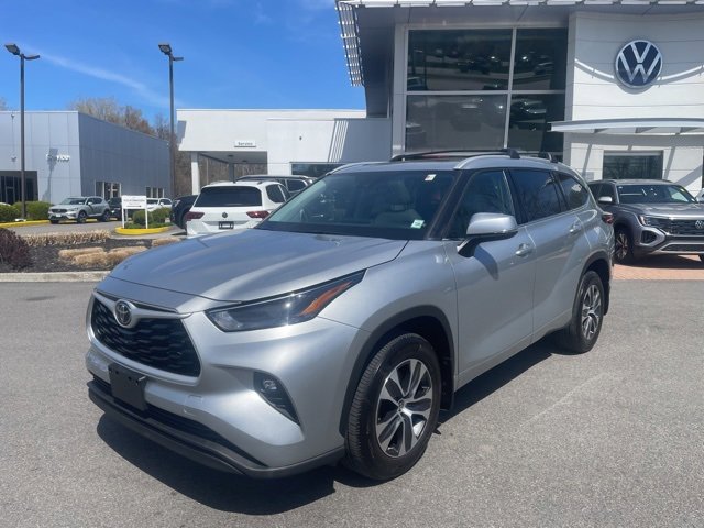 Vehicle image 1 of 28