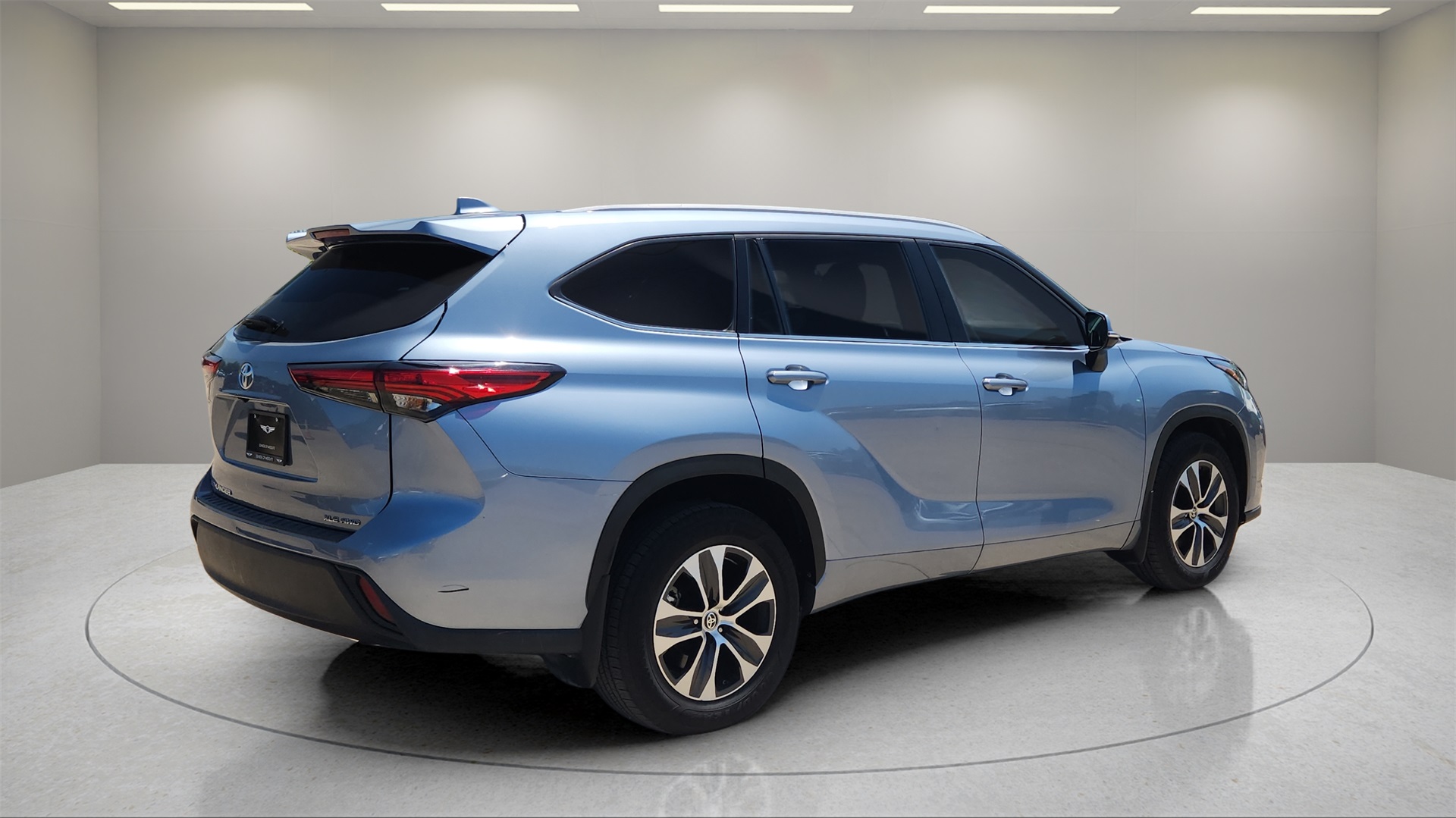 Vehicle image 5 of 39