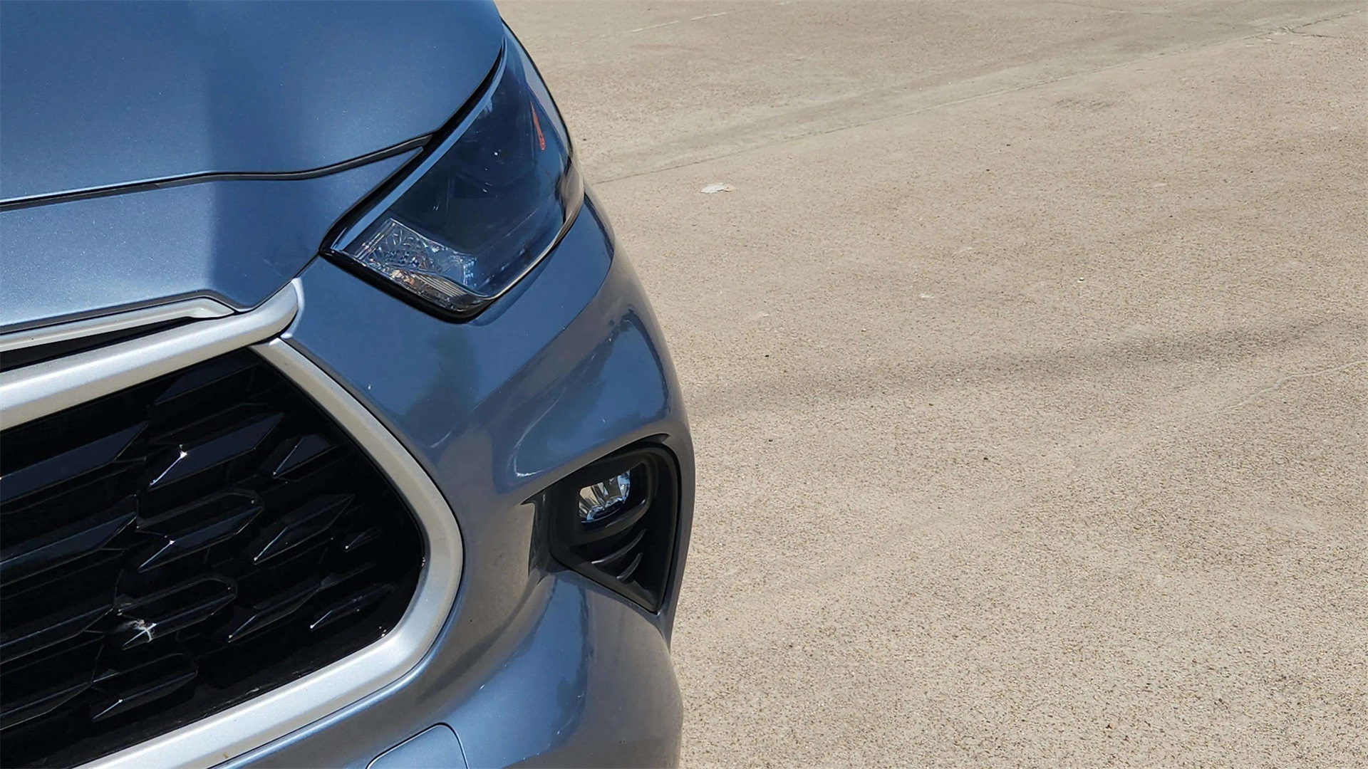 Vehicle image 28 of 39