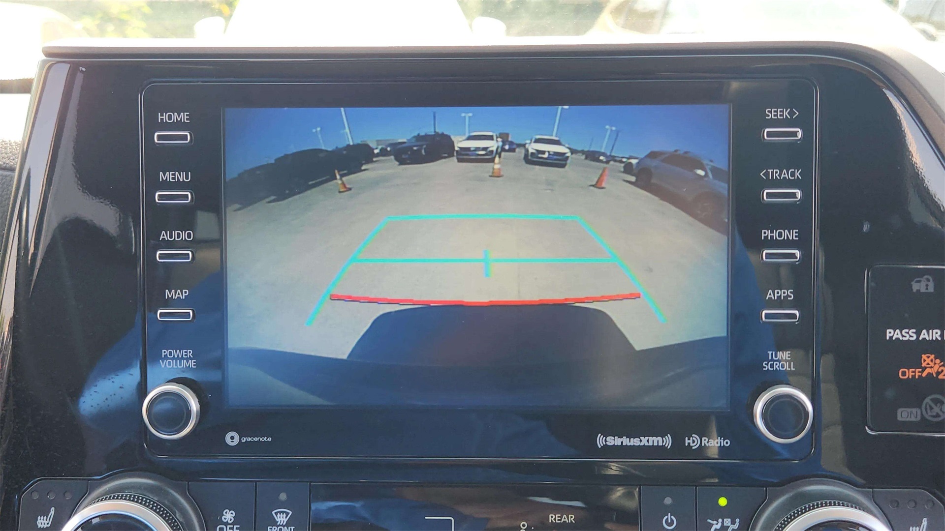 Vehicle image 20 of 39