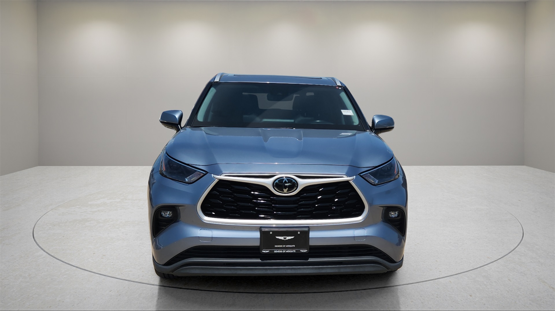 Vehicle image 2 of 39
