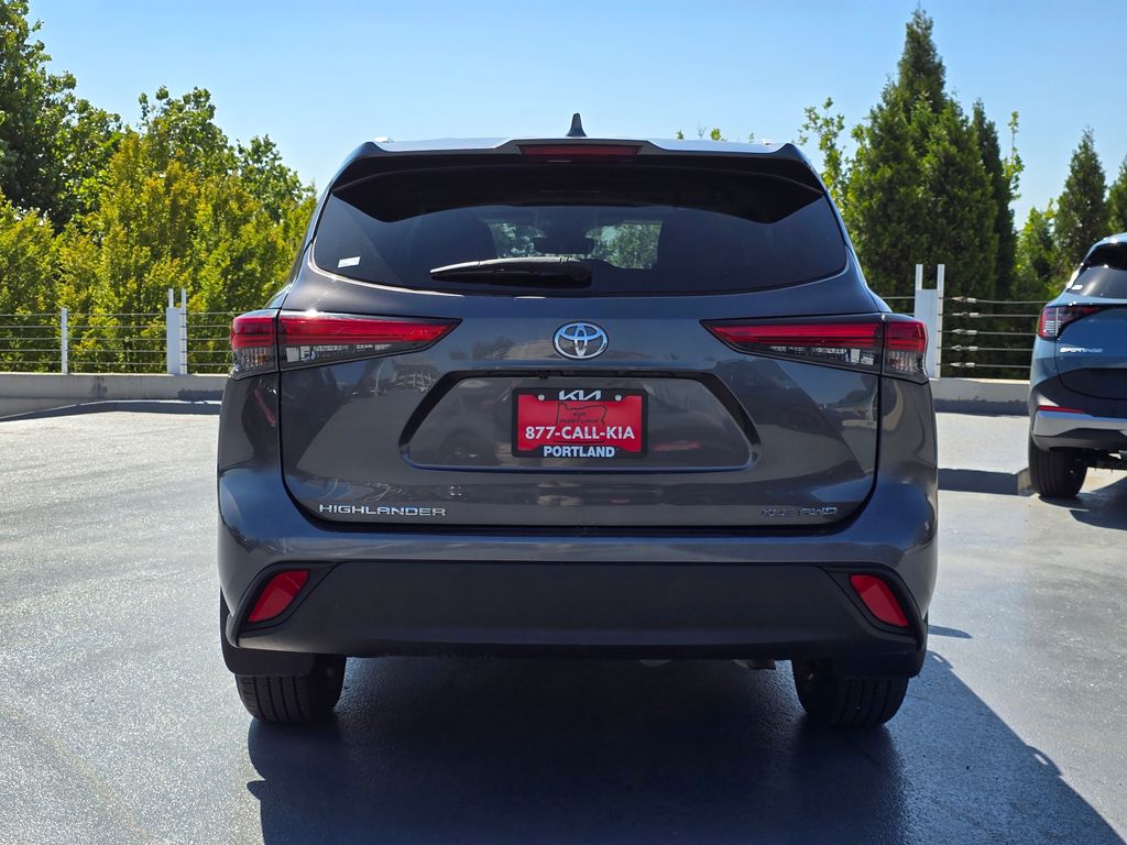 Vehicle image 6 of 31
