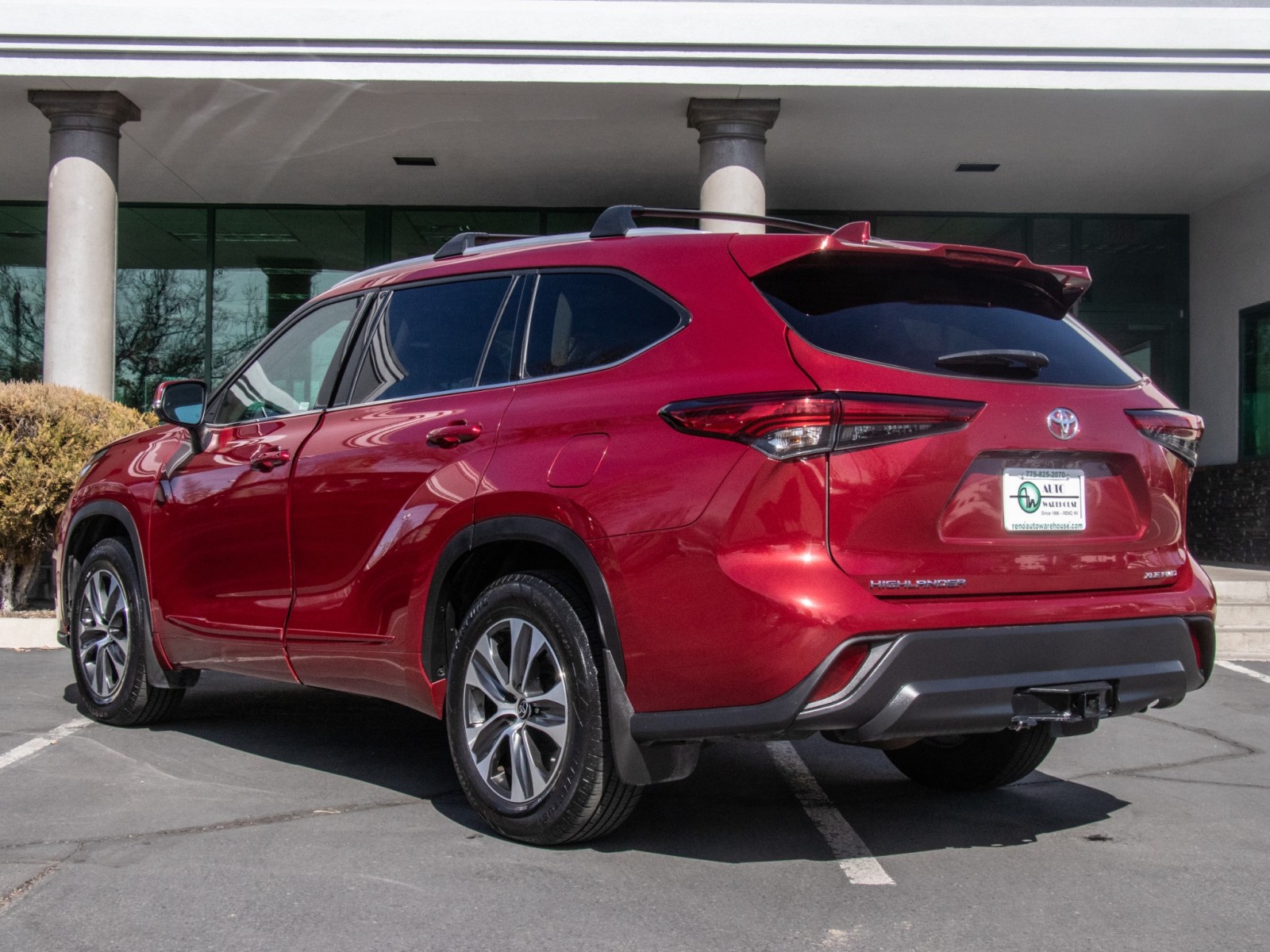 Vehicle image 5 of 26