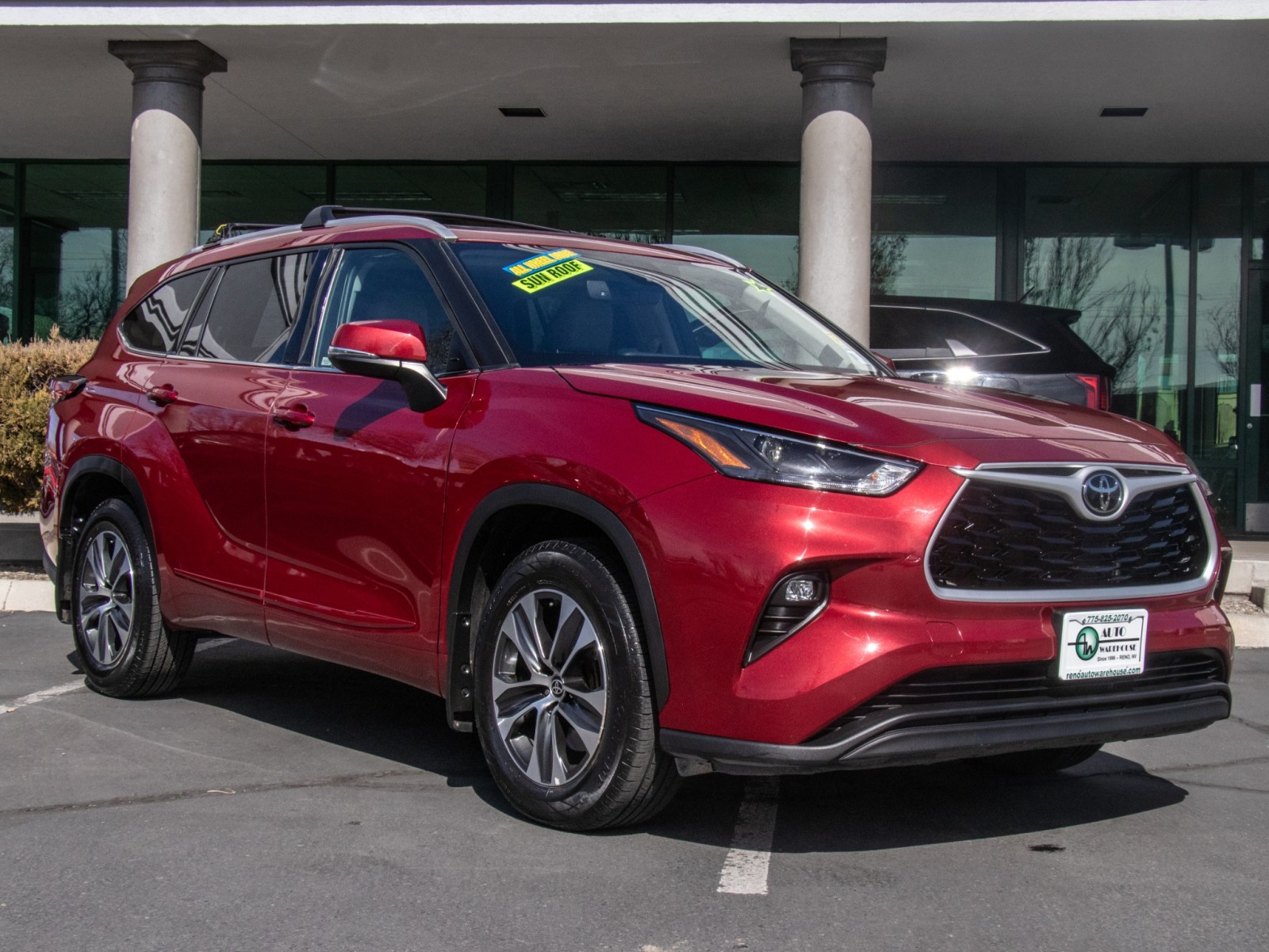 Vehicle image 3 of 26