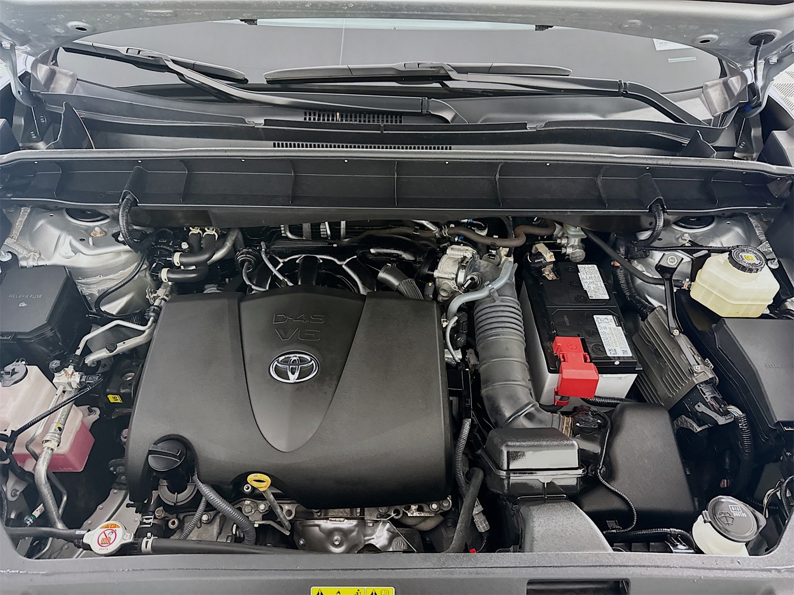 Vehicle image 20 of 21