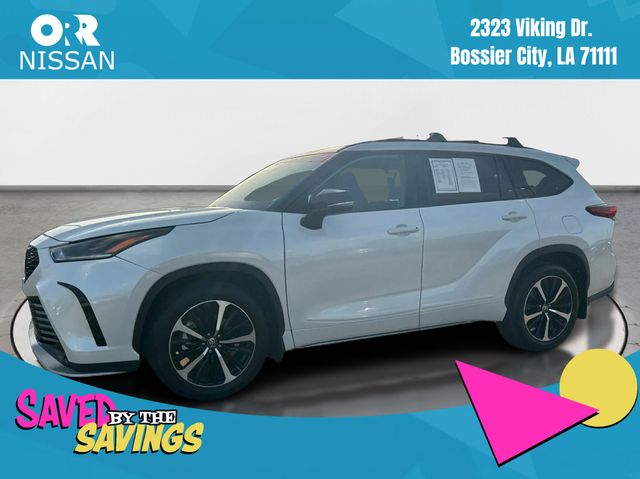 2022 Toyota Highlander XSE Image 1 of 30