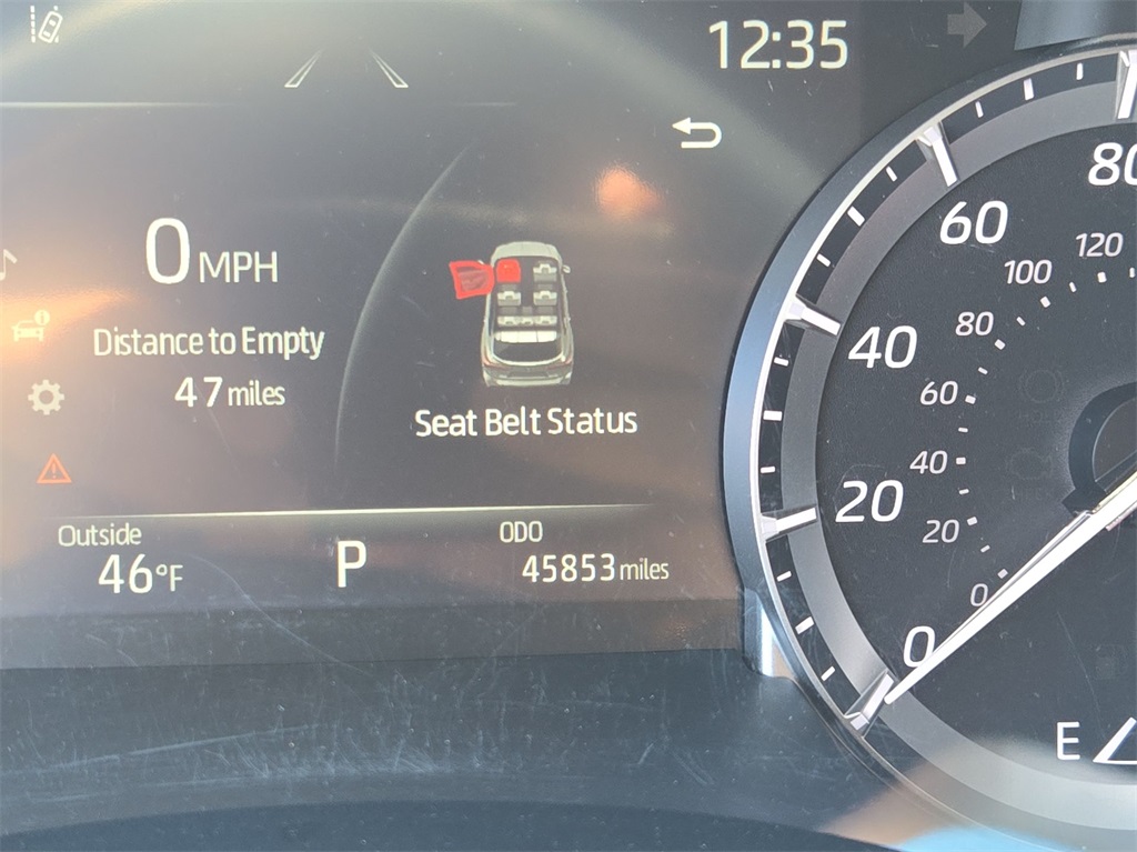 Vehicle image 18 of 39