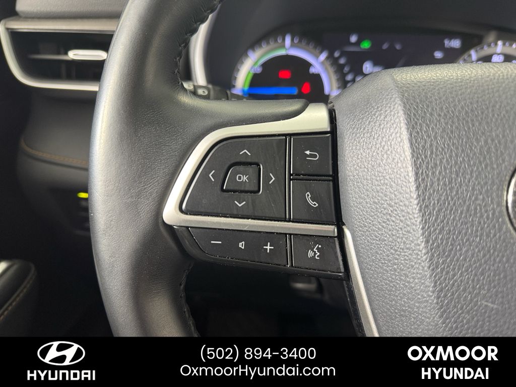 Vehicle image 16 of 31