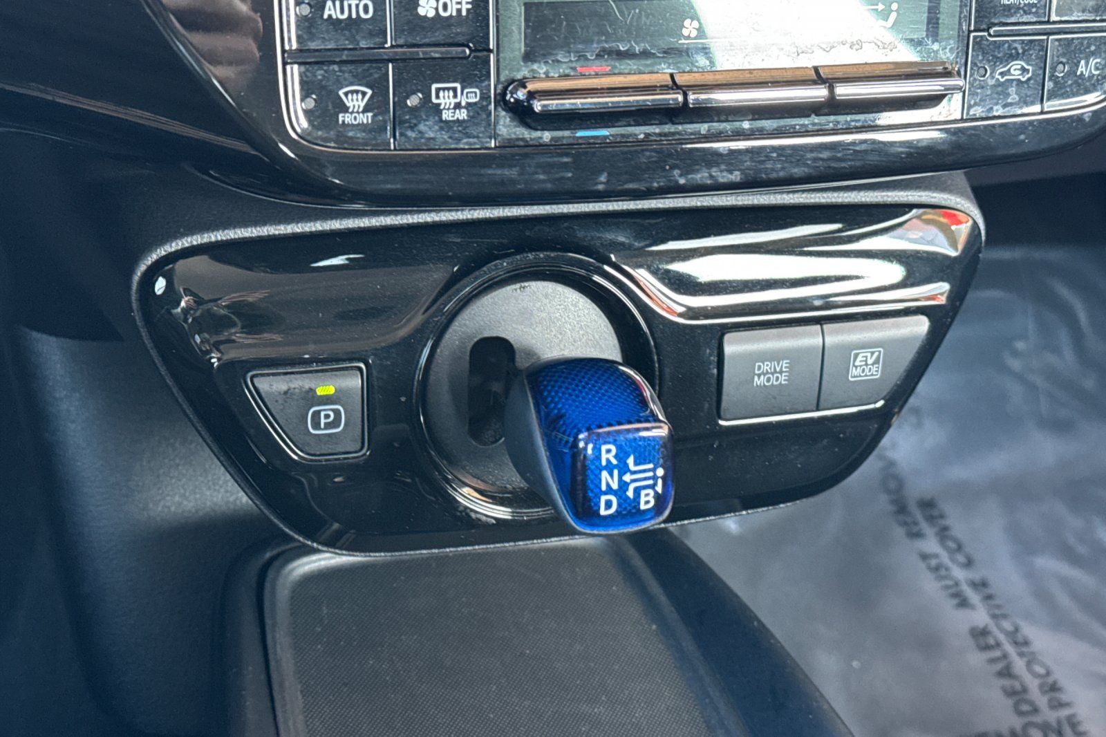 Vehicle image 26 of 46