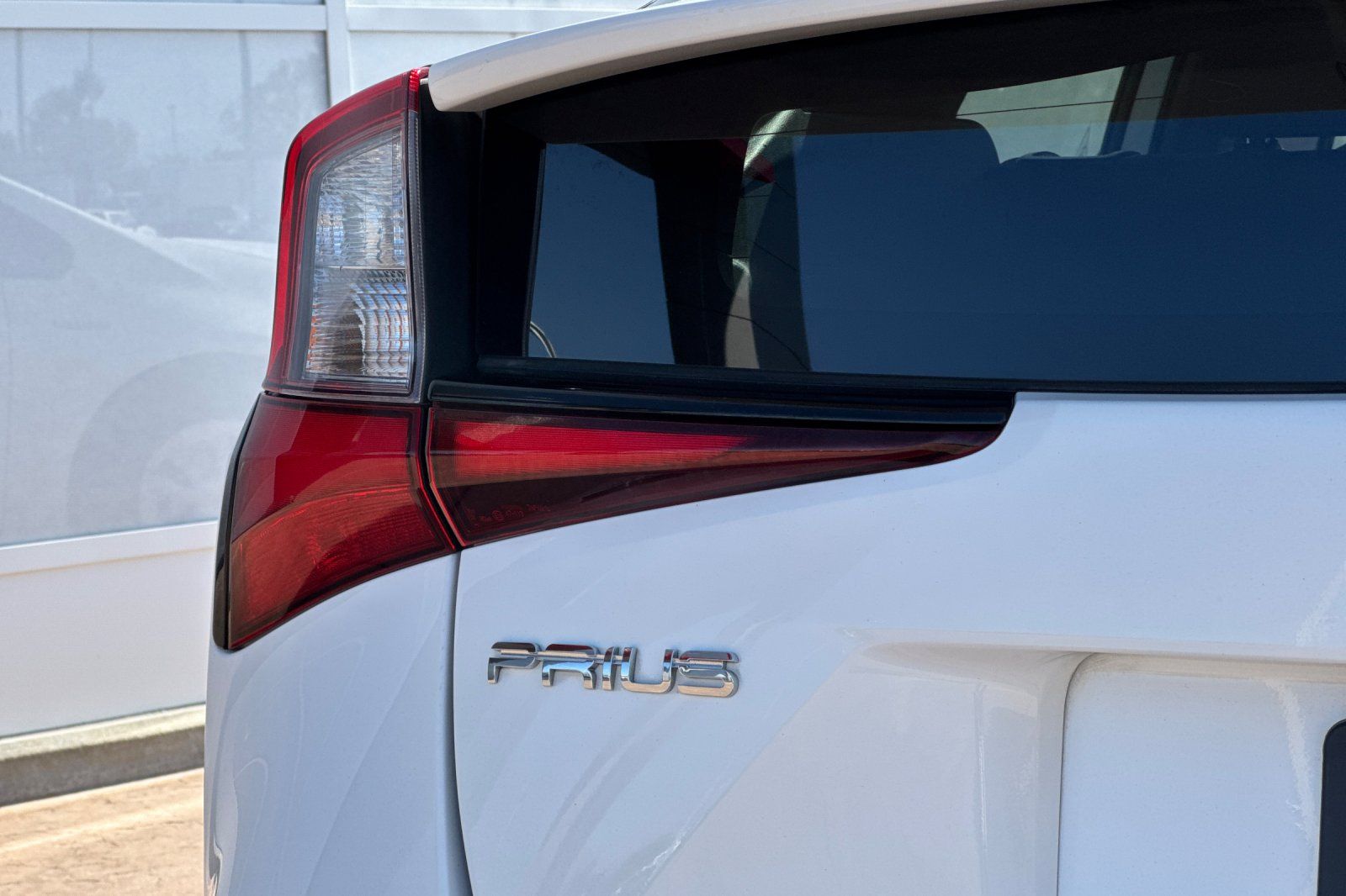 Vehicle image 35 of 46