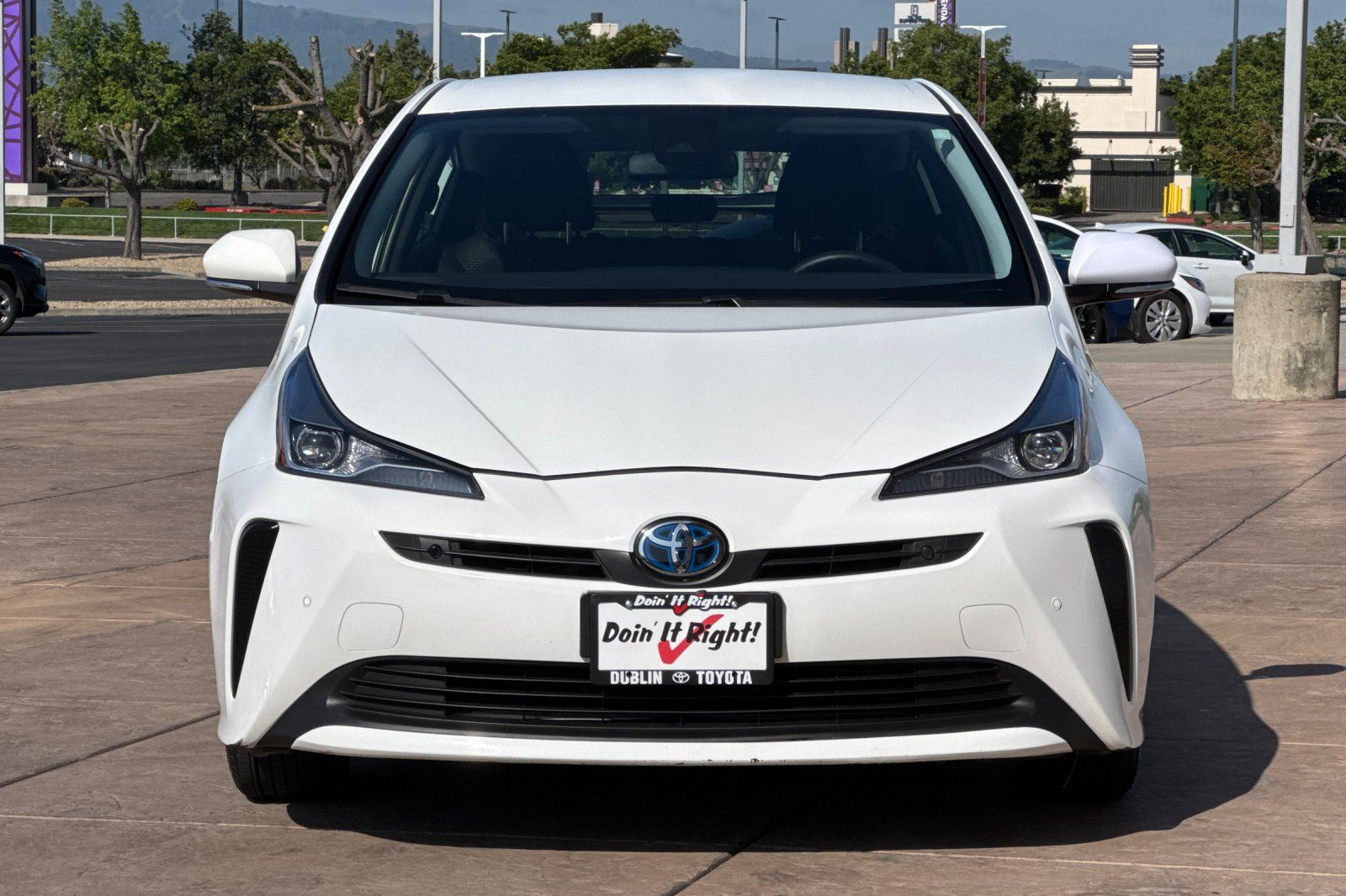 Vehicle image 2 of 46