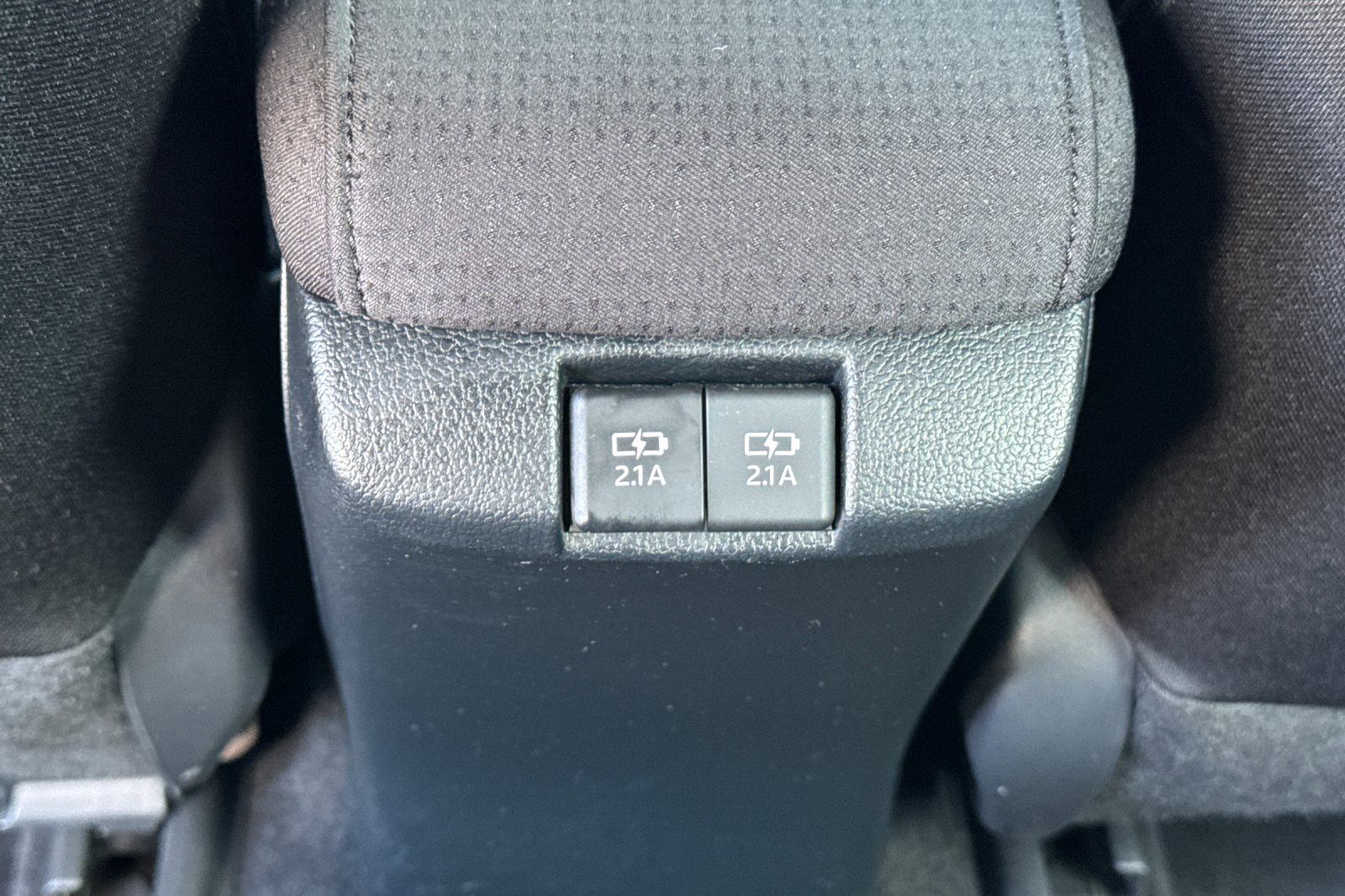 Vehicle image 16 of 46