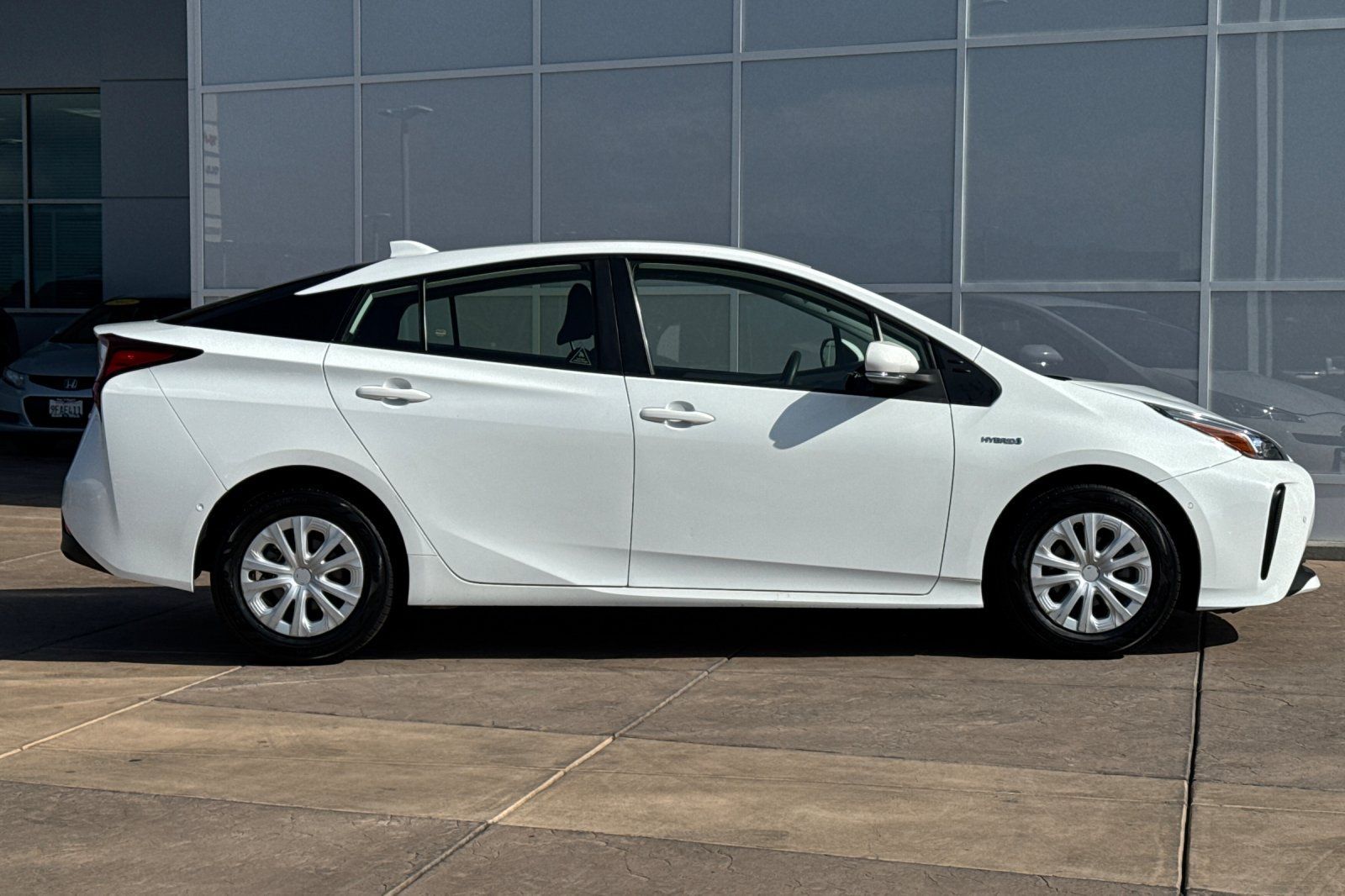 Vehicle image 5 of 46