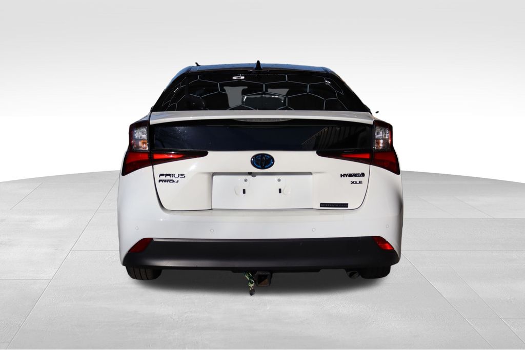 Vehicle image 6 of 40