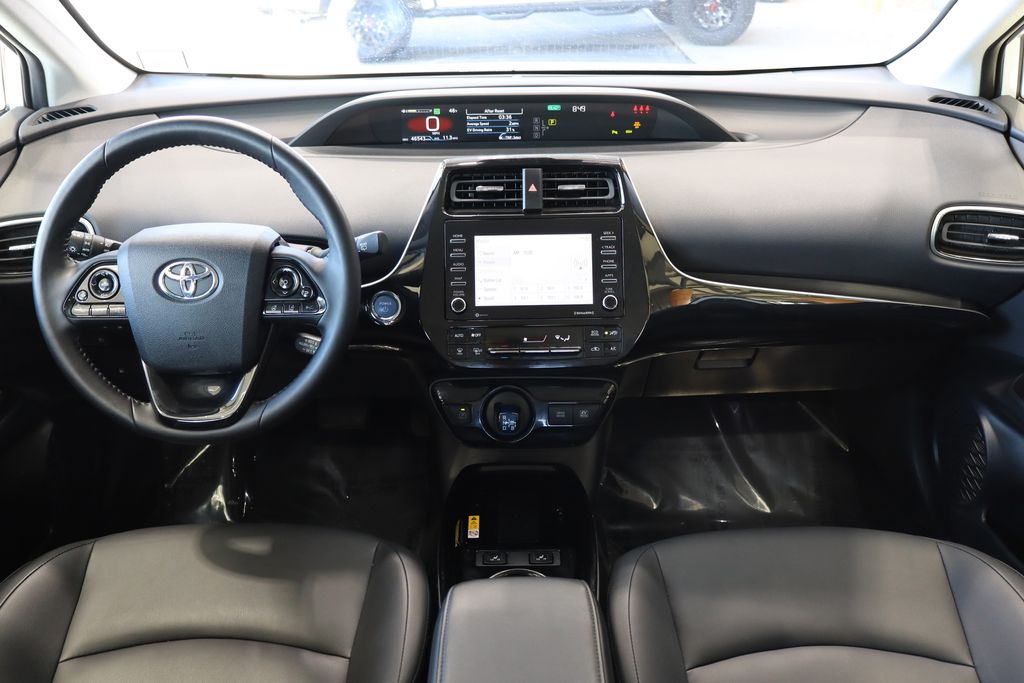 Vehicle image 23 of 40