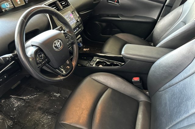 Vehicle image 10 of 29