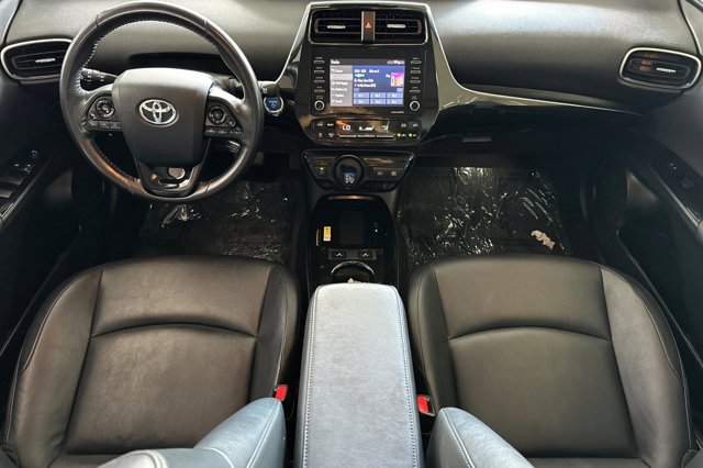Vehicle image 13 of 29