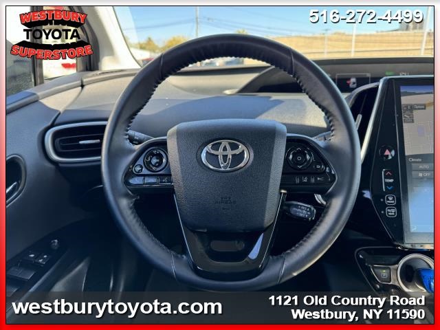 Vehicle image 16 of 34