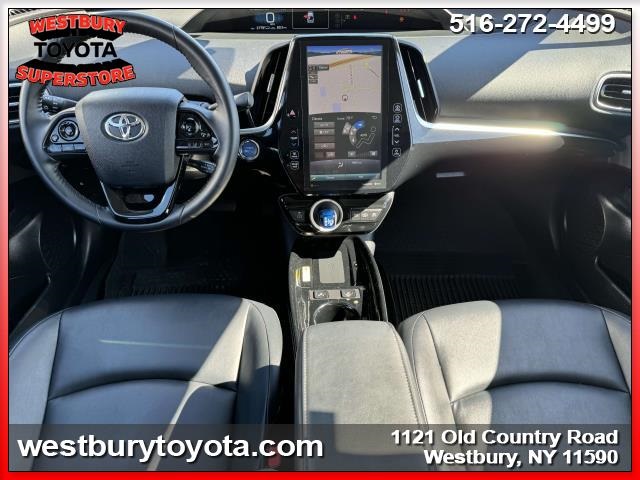 Vehicle image 15 of 34