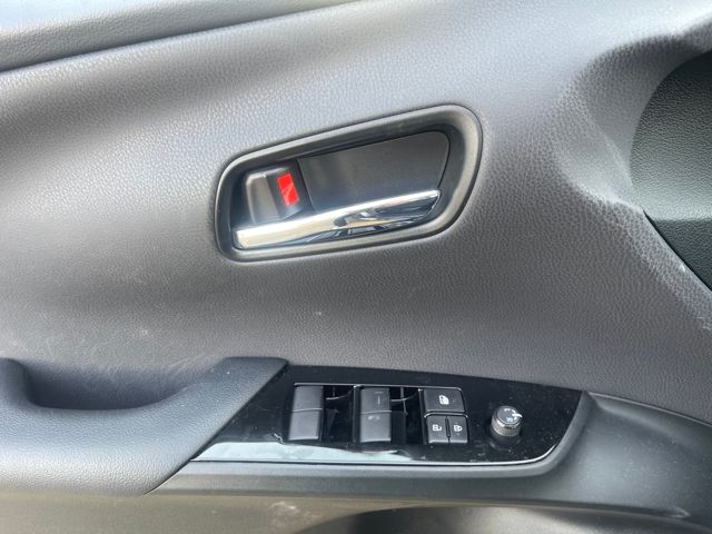 2022 Toyota Prius Prime LE Image 35 of 36