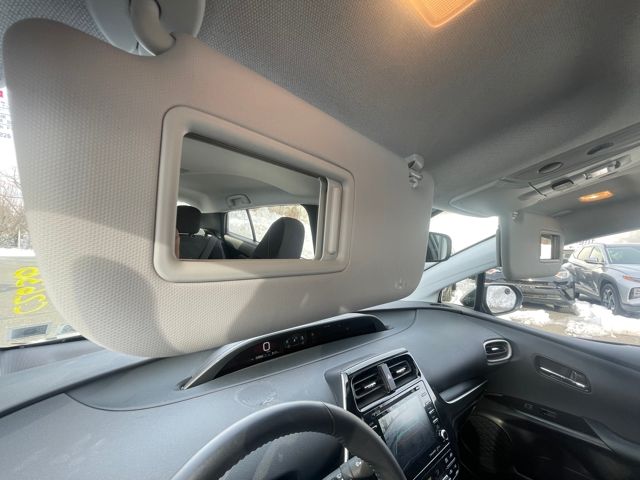 2022 Toyota Prius Prime LE Image 20 of 36