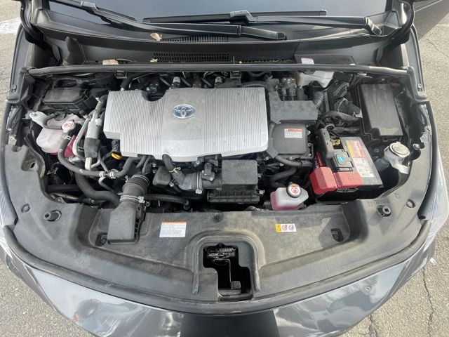 2022 Toyota Prius Prime LE Image 10 of 36