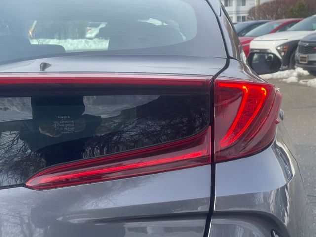 2022 Toyota Prius Prime LE Image 15 of 36