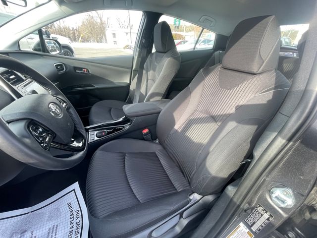 2022 Toyota Prius Prime LE Image 18 of 36