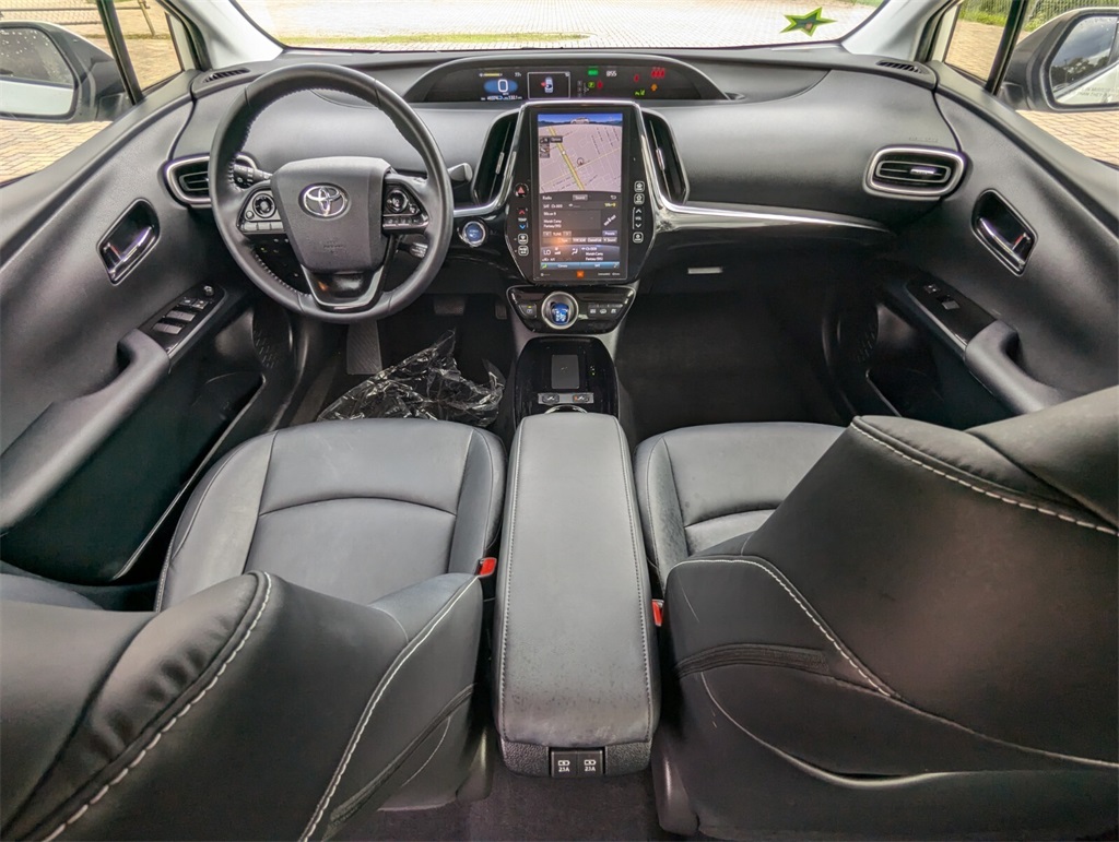 Vehicle image 11 of 34