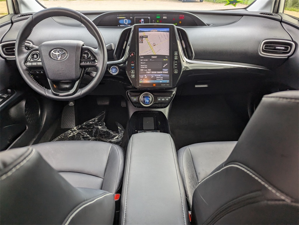 Vehicle image 12 of 34