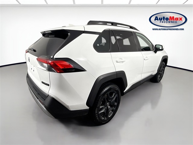 Vehicle image 5 of 40