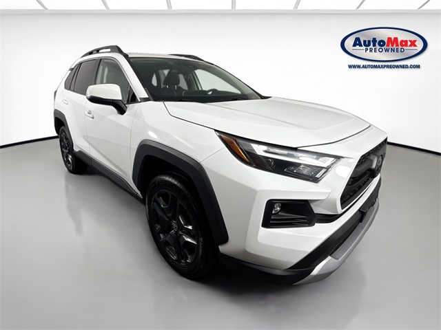 Vehicle image 3 of 40