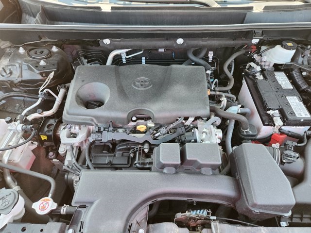 Vehicle image 18 of 25