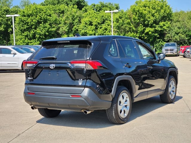 Vehicle image 4 of 25