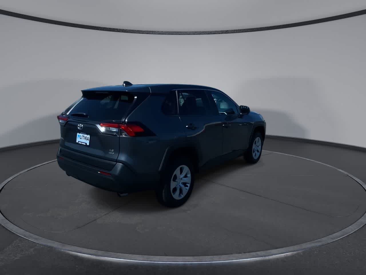 Vehicle image 6 of 24