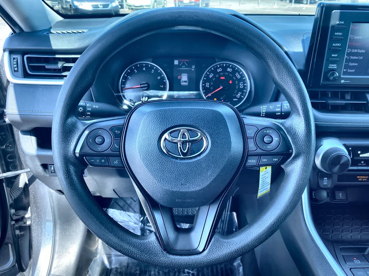 Vehicle image 14 of 24