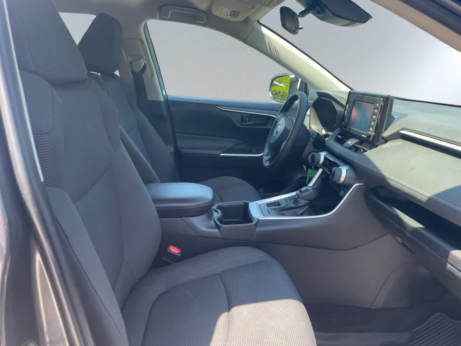 Vehicle image 10 of 25