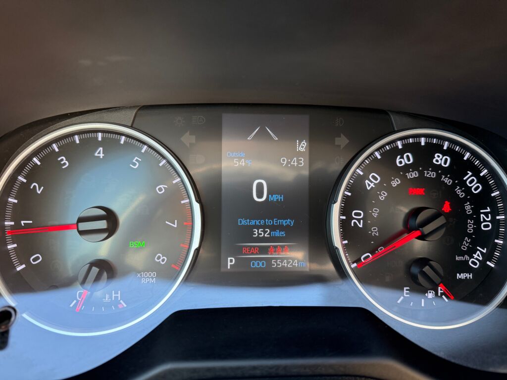 Vehicle image 13 of 35