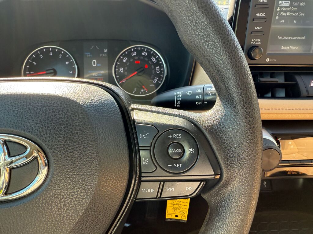 Vehicle image 15 of 35
