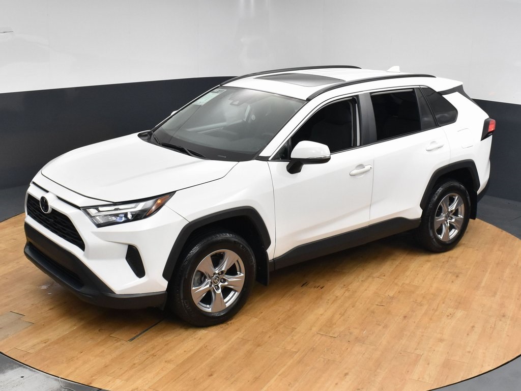 Vehicle image 1 of 52