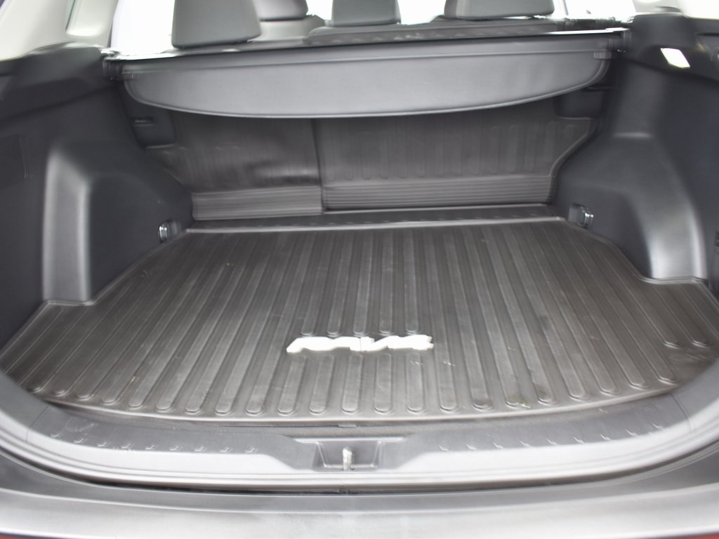 Vehicle image 41 of 52