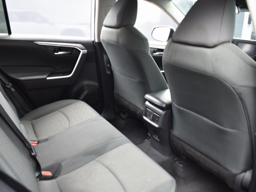 Vehicle image 44 of 52
