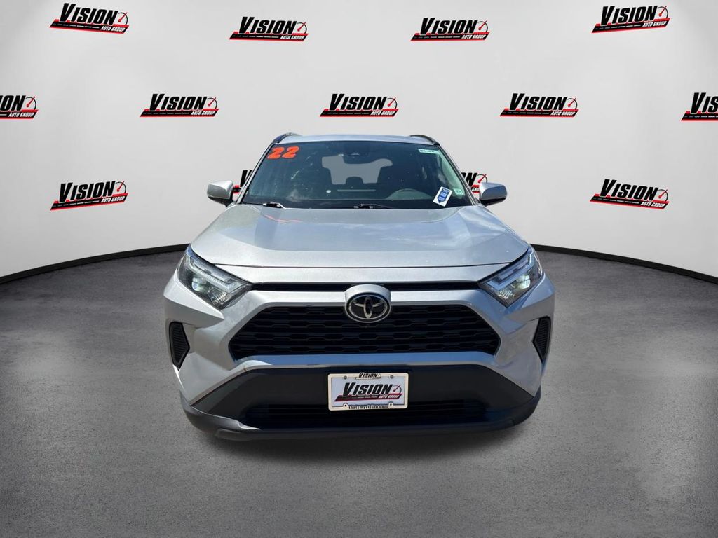 Vehicle image 2 of 41