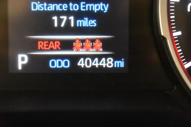 Vehicle image 24 of 29
