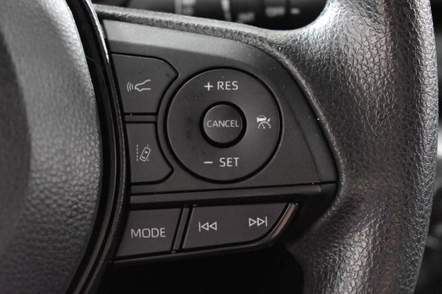 Vehicle image 22 of 29