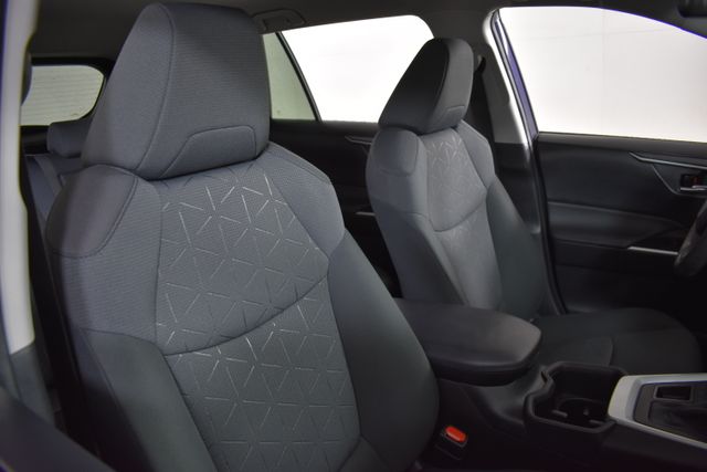 Vehicle image 18 of 29