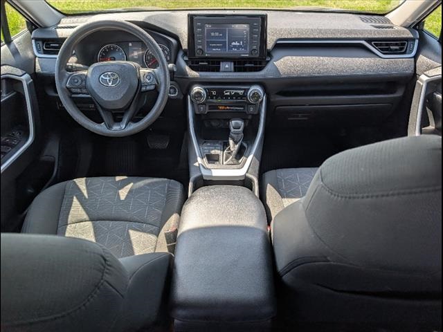Vehicle image 18 of 24